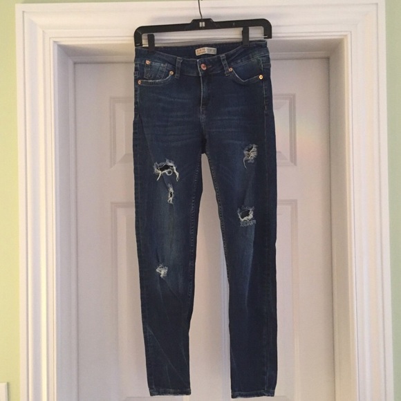 Zara distresses skinny jeans - Picture 3 of 4